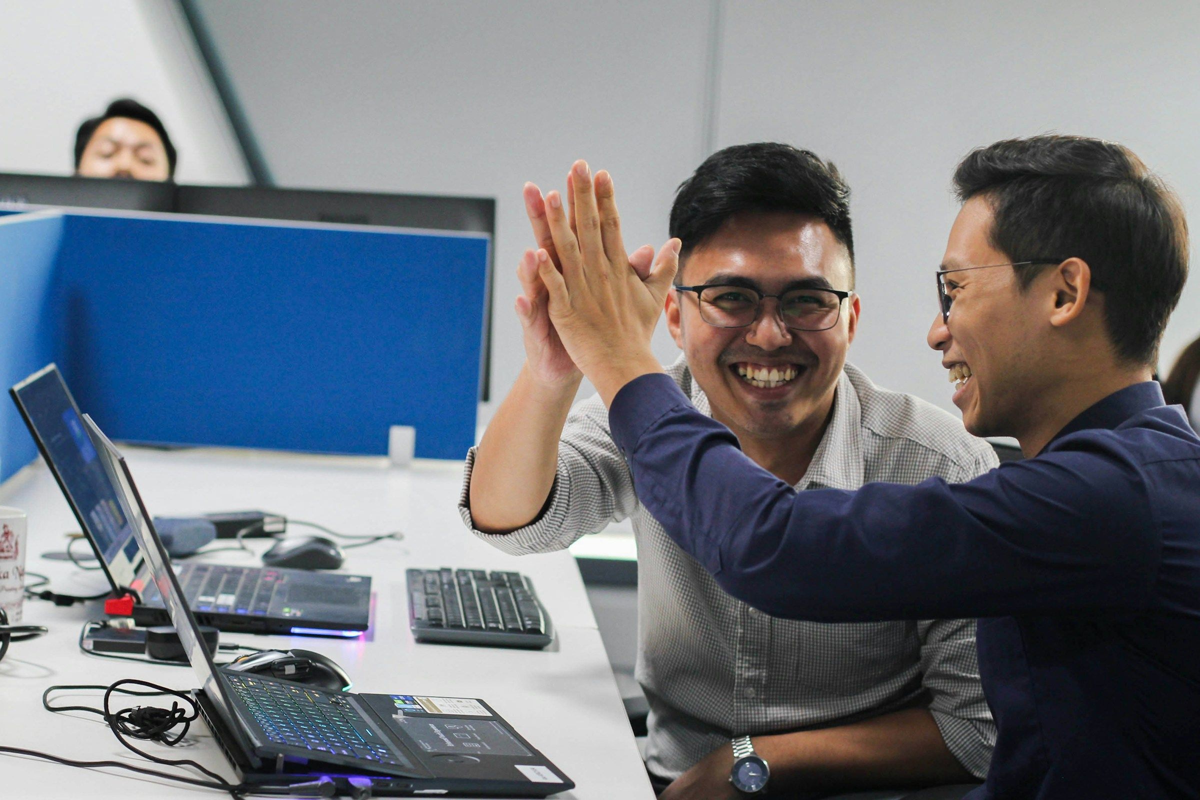 A Complete Guide On How To Celebrate Success At Work